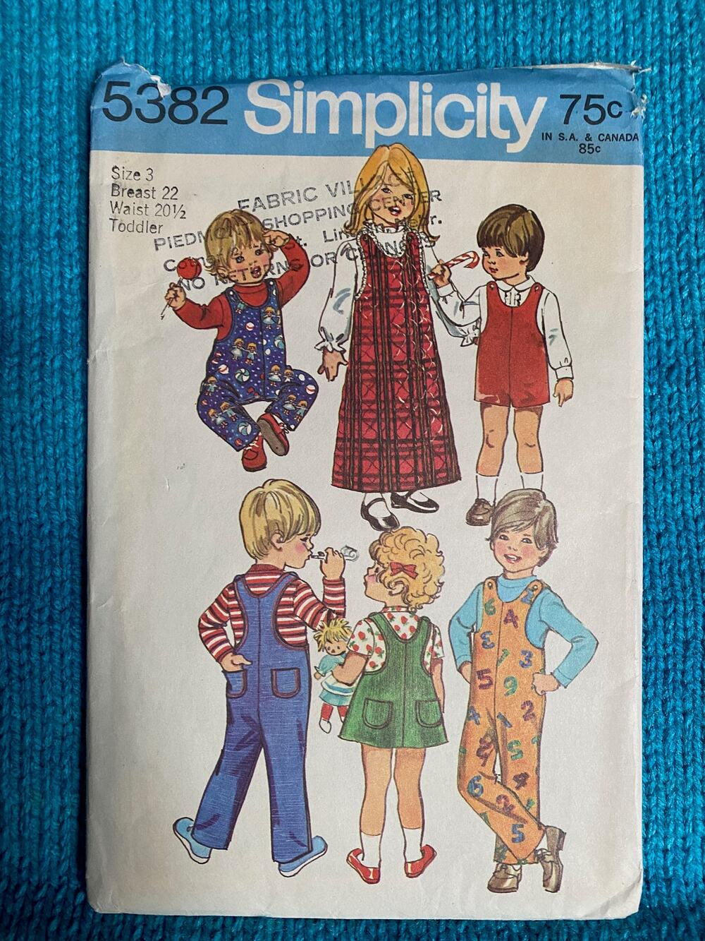 Simplicity Sewing pattern 5382 kids jumper overall